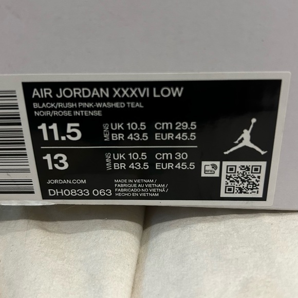 Jordan #36 size 11 1/2 in excellent condition - Picture 5 of 11